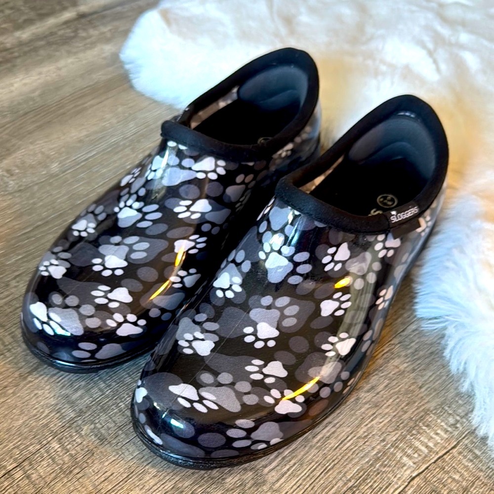 Like New! Sloggers Black and Gray Rain & Snow Boots Waterproof Design
